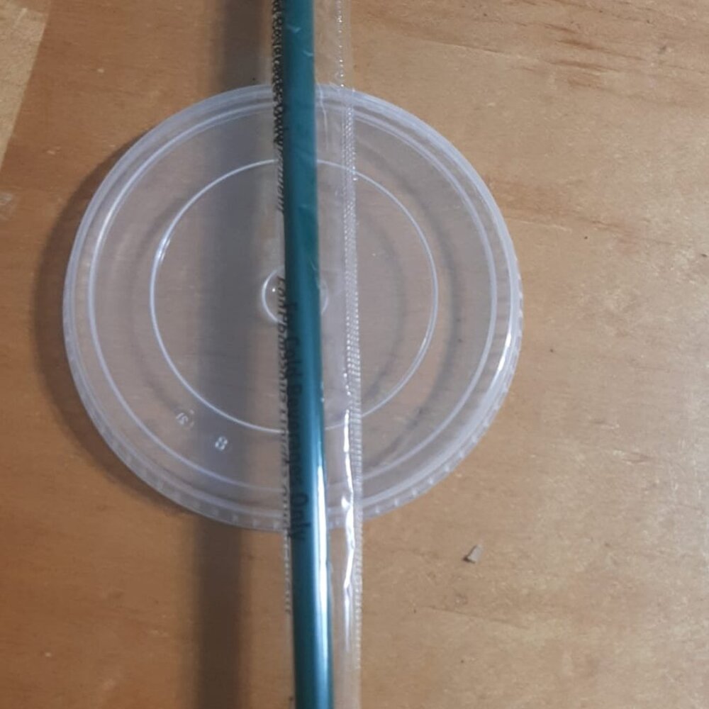 Starbucks Lids and Straws - 1 lid plus 1 Starbucks straw